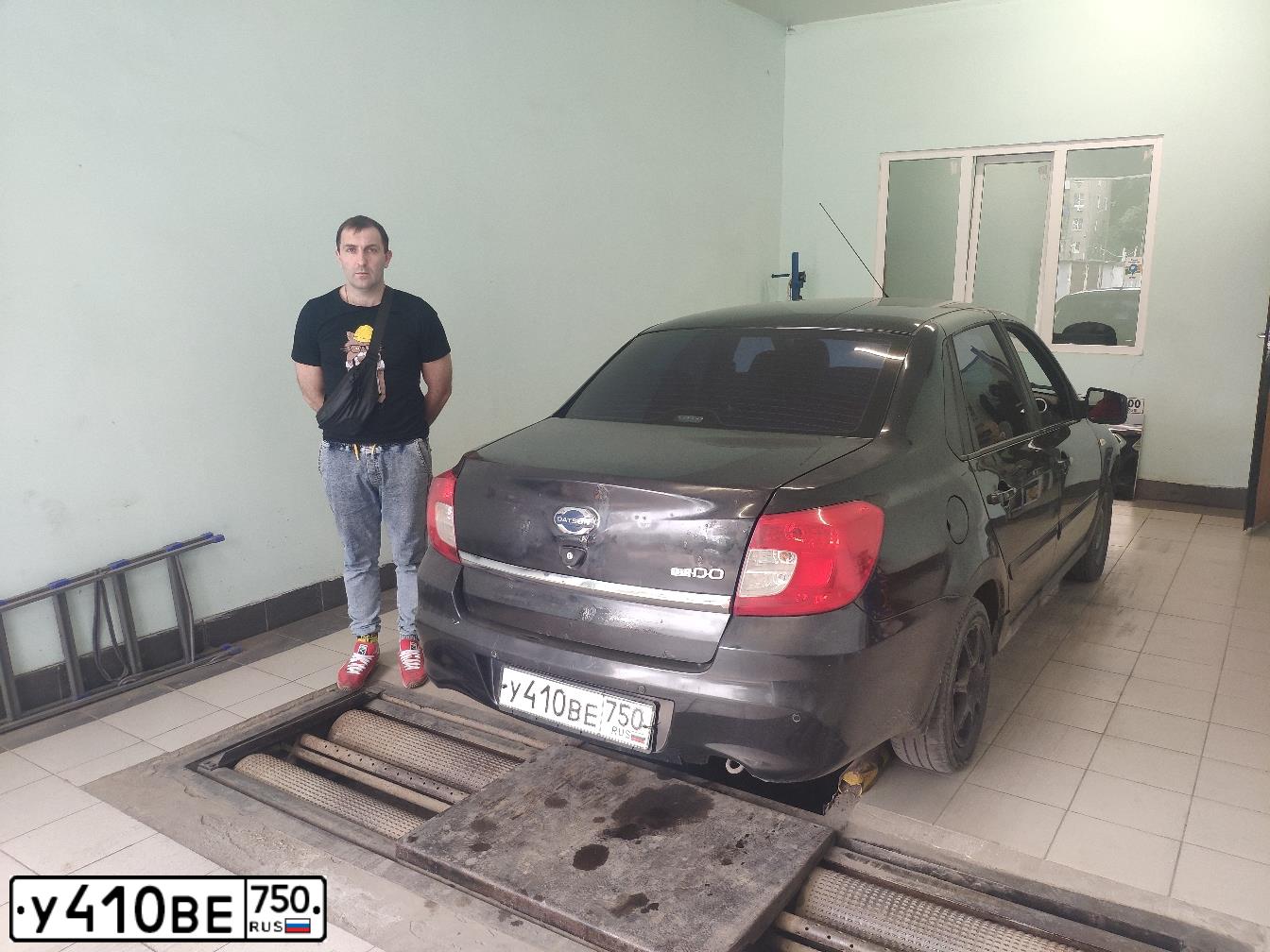 Фото автомобиля DATSUN ON-DO, 2014 — госномер М377НО763. Цвет: ЧЕРНЫЙ