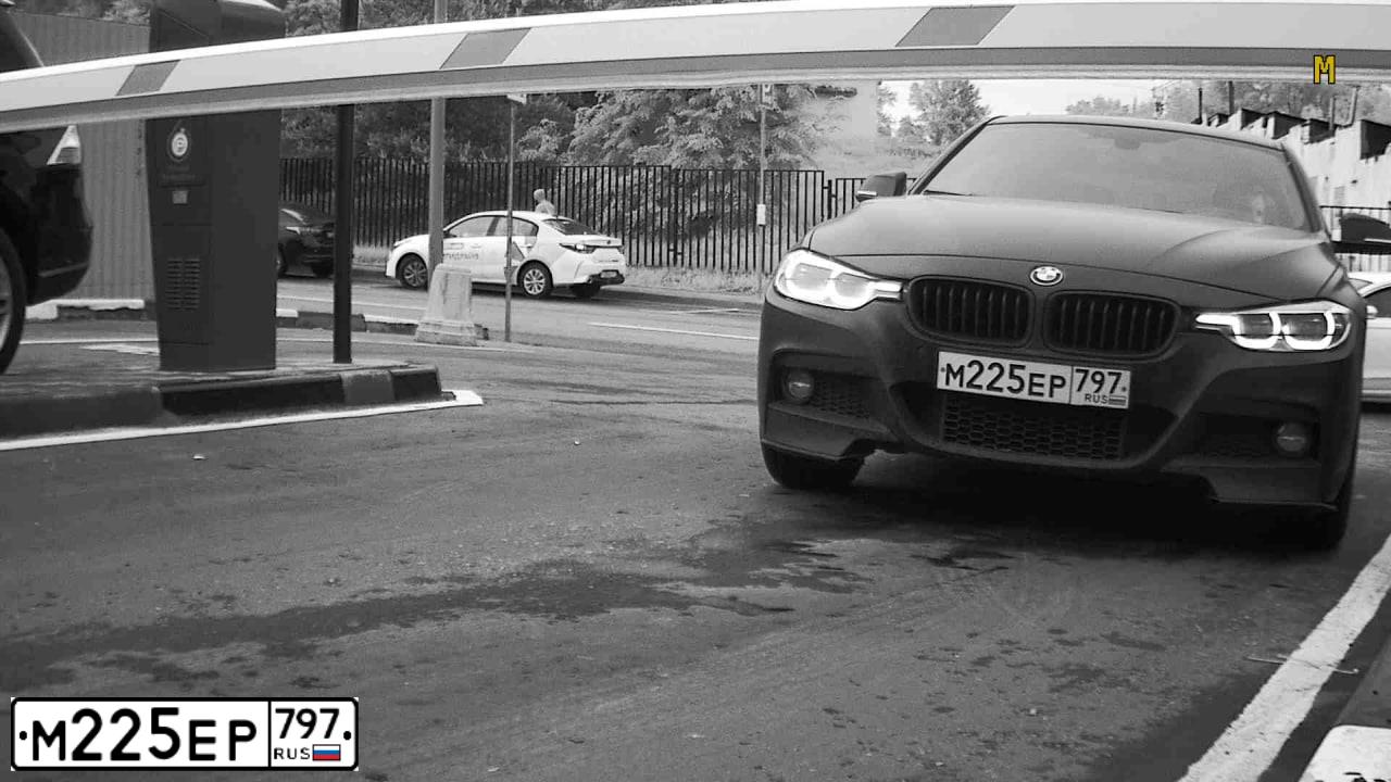 Фото автомобиля BMW SERIE 3, 2018 — госномер М225ЕР797. Цвет: ЧЕРНЫЙ