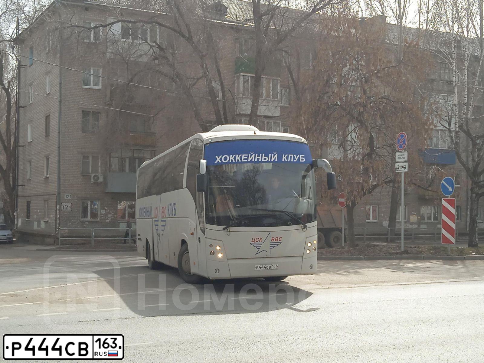 Фото автомобиля MAZ 251050 / 251062, 2011 — госномер Е452ХЕ33. Цвет: Серый