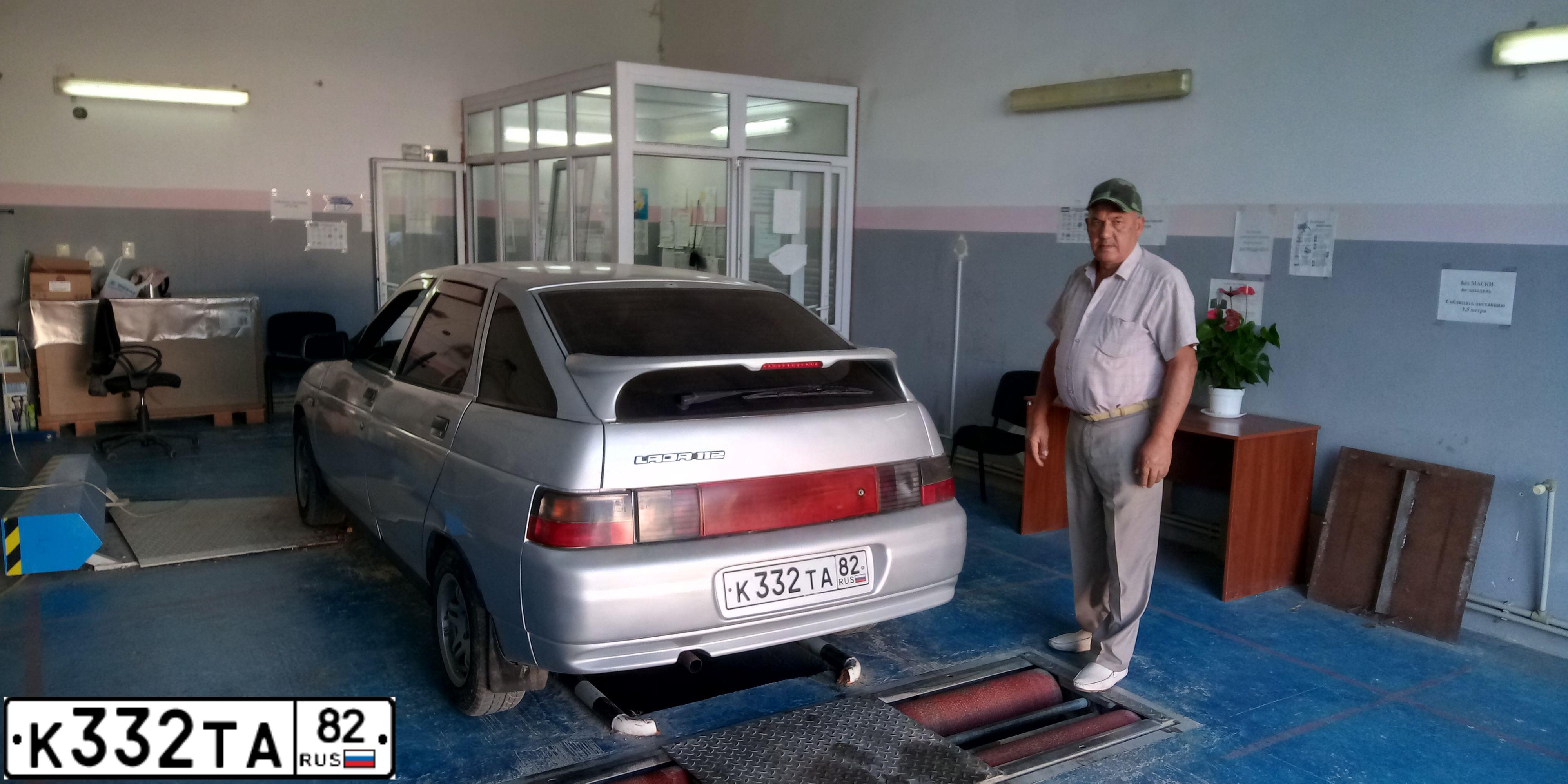 Фото автомобиля LADA 2112, 2002 — госномер М758НЕ150. Цвет: СЕРЕБРИСТЫЙ