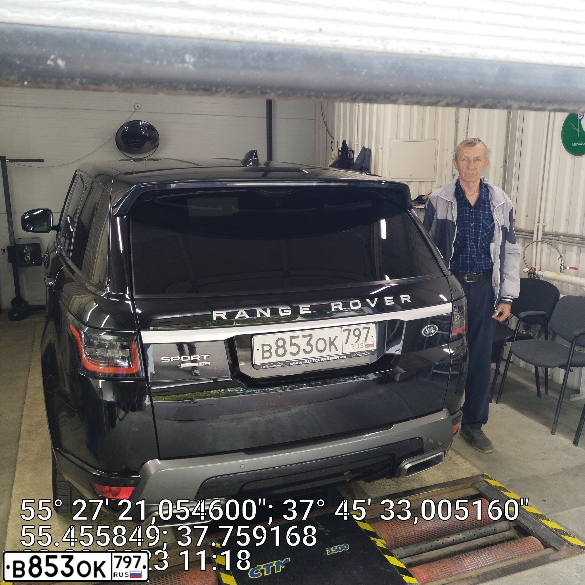 Фото автомобиля LANDROVER RANGE ROVER SPORT, 2018 — госномер В853ОК797. Цвет: ЧЕРНЫЙ
