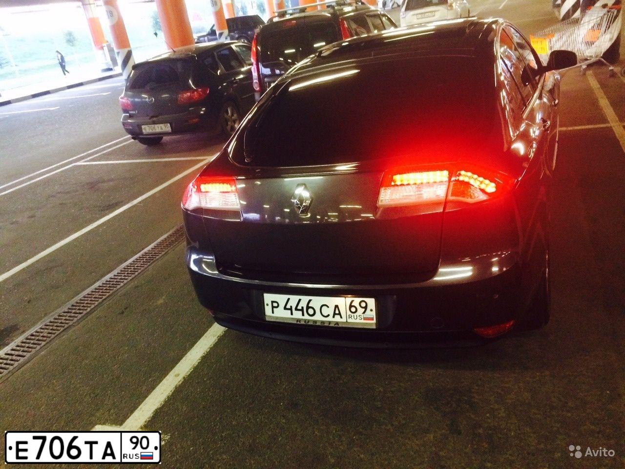 Фото автомобиля MAZDA 3, 2004 — госномер Е706ТА90. Цвет: ЧЕРНЫЙ