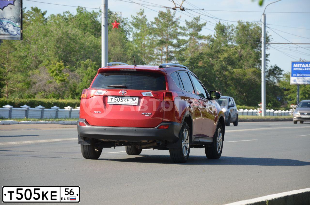 Фото автомобиля OPEL ASTRA, 2011 — госномер Х007ВМ56. Цвет: Белый