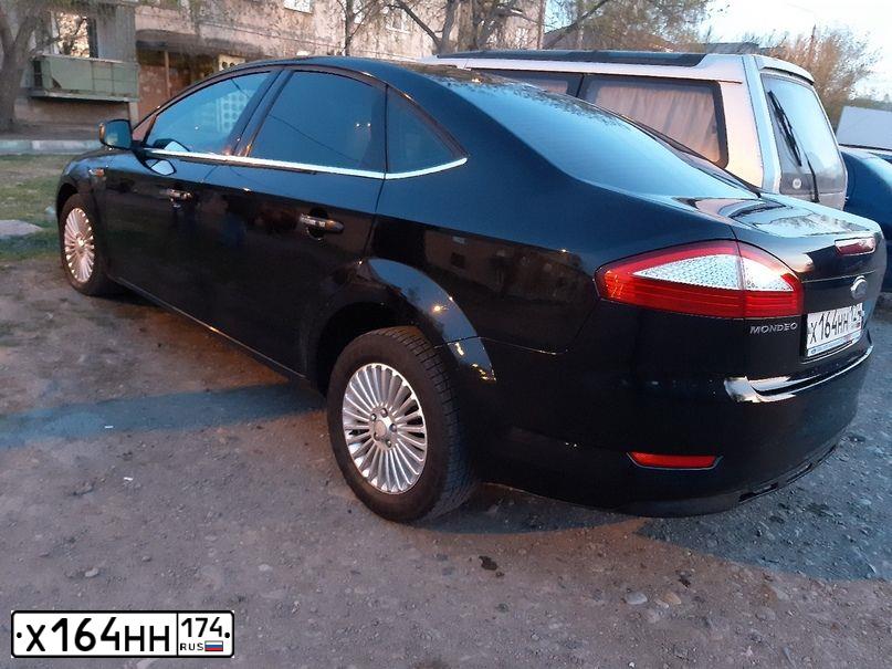 Фото автомобиля CHEVROLET AVEO, 2011 — госномер С271ТМ196. Цвет: СЕРЕБРИСТЫЙ