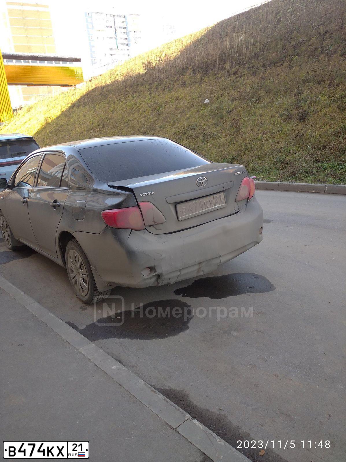 Фото автомобиля TOYOTA COROLLA, 2009 — госномер В474КХ21. Цвет: ЧЕРНЫЙ