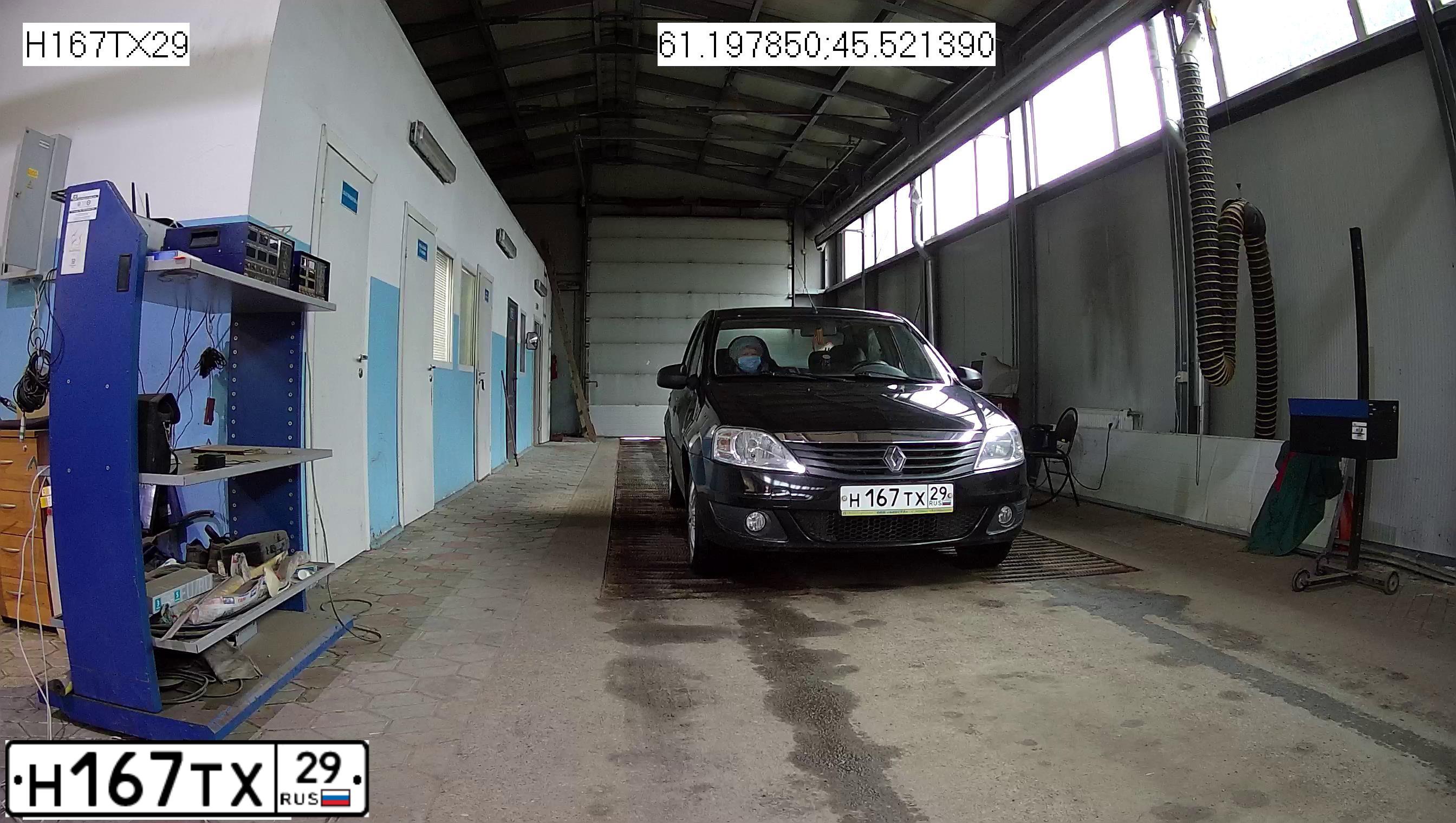 Фото автомобиля RENAULT LOGAN, 2010 — госномер В921АК152. Цвет: ЧЕРНЫЙ