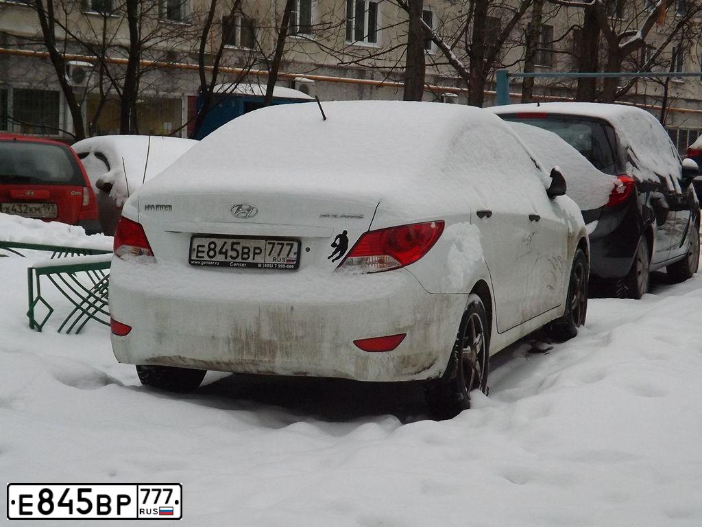 Фото автомобиля HYUNDAI SOLARIS, 2014 — госномер М808ЕХ72. Цвет: Белый