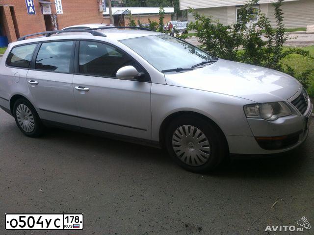 Фото автомобиля VOLKSWAGEN PASSAT, 2010 — госномер О504УС178. Цвет: Серебристый