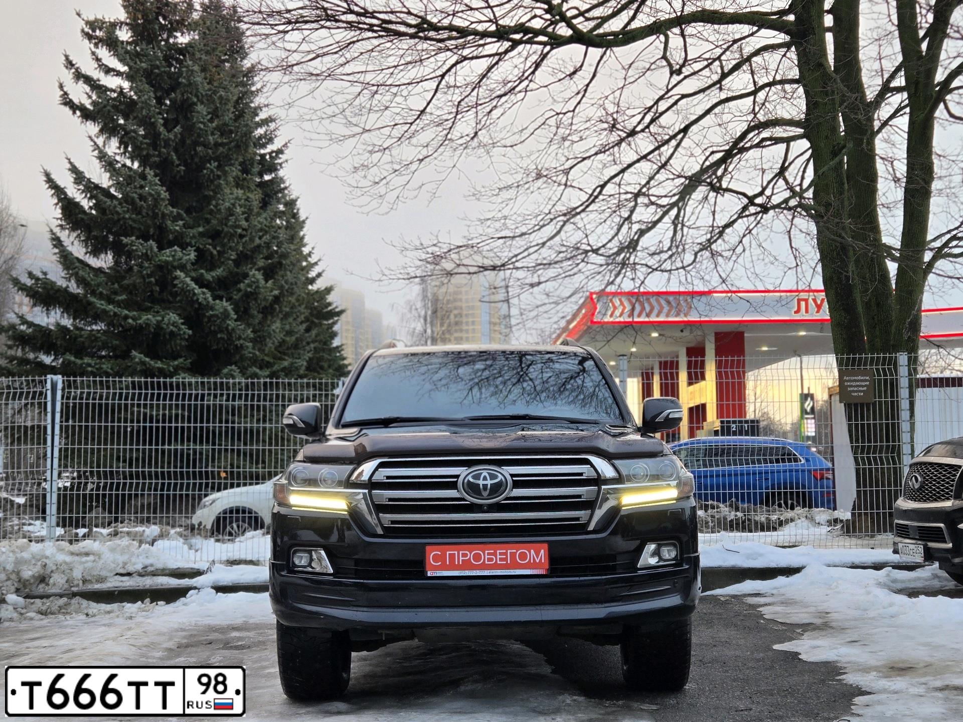 Фото автомобиля TOYOTA LANDCRUISER 200, 2017 — госномер Т999СУ69. Цвет: ЧЕРНЫЙ