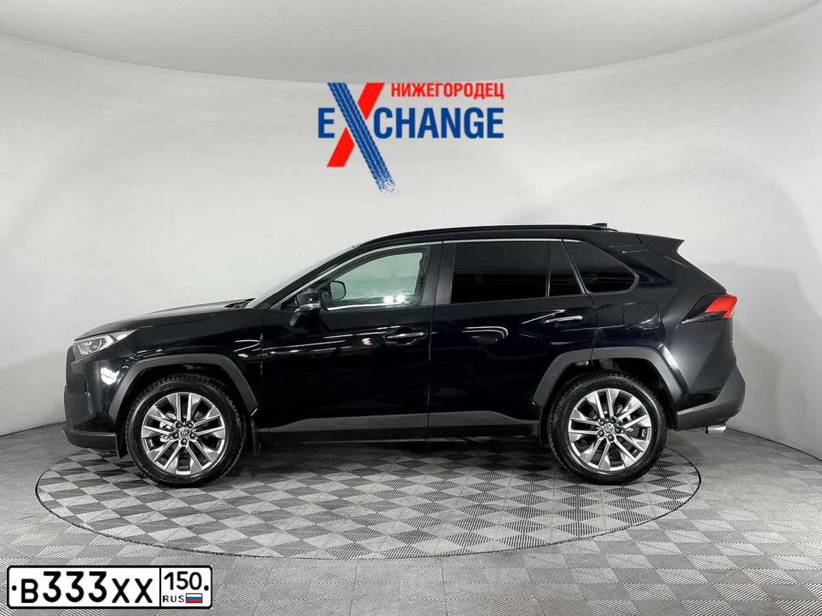 Фото автомобиля TOYOTA RAV4, 2020 — госномер У443НУ48. Цвет: ЧЕРНЫЙ