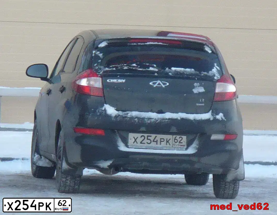 Фото автомобиля CHERY BONUS /A13/, 2012 — госномер Х254РК62. Цвет: ЧЕРНЫЙ