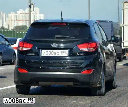 Фото автомобиля HYUNDAI IX35, 2012 — госномер А008ВС199. Цвет: ЧЕРНЫЙ
