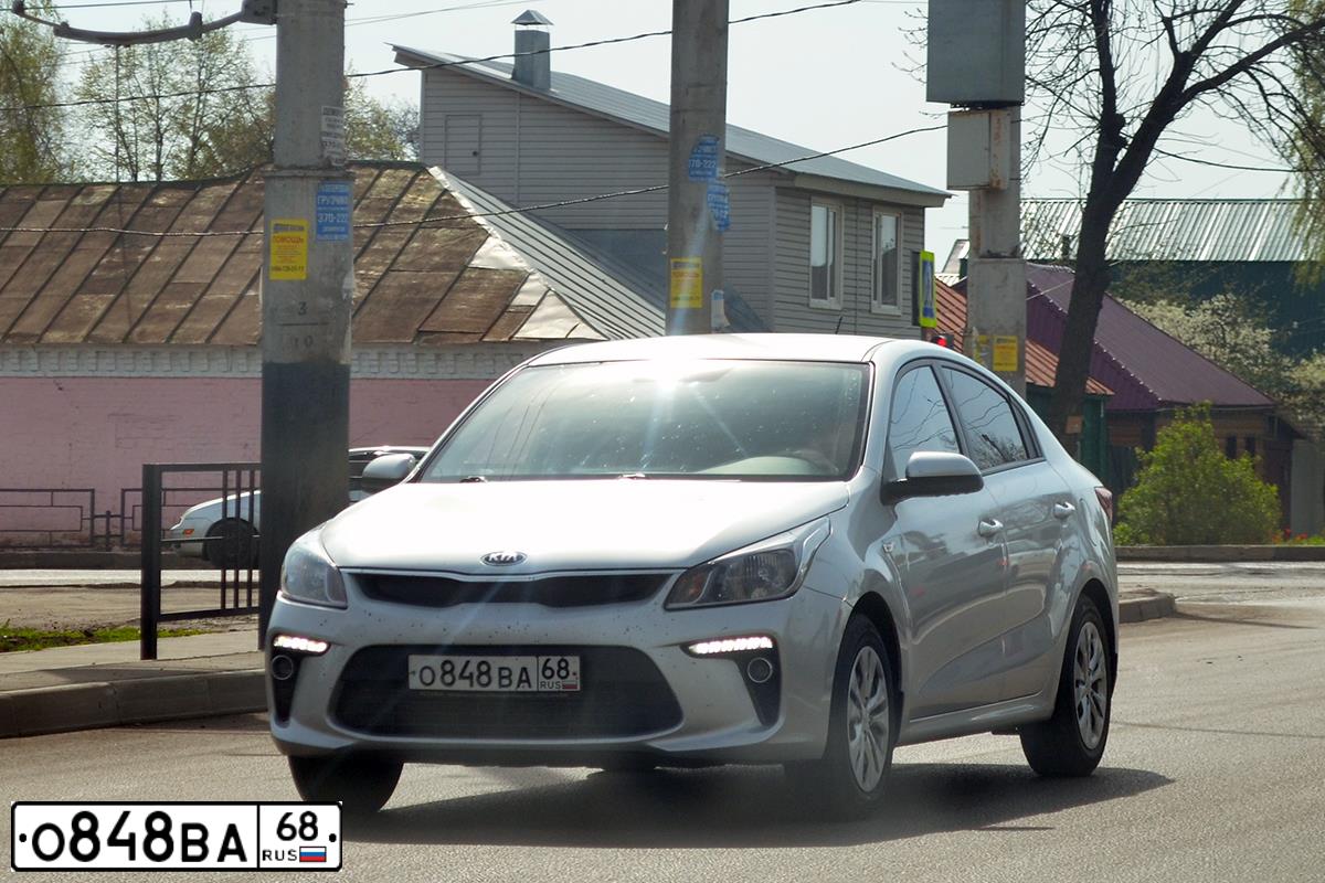 Фото автомобиля KIA RIO, 2017 — госномер О848ВА68. Цвет: СЕРЕБРИСТЫЙ