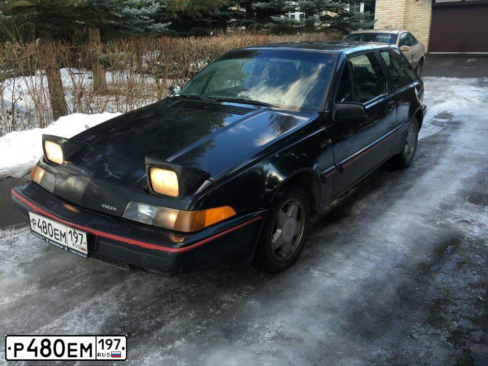 Фото автомобиля VOLVO 480, 1988 — госномер В972ВВ36. Цвет: ЧЕРНЫЙ