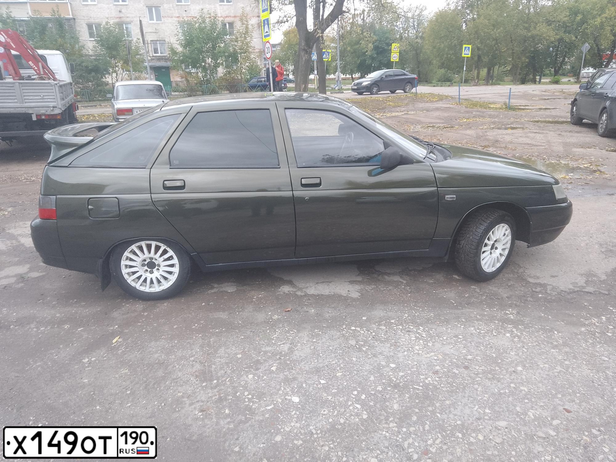 Фото автомобиля LADA 2112, 2006 — госномер Х149ОТ190. Цвет: ЗЕЛЕНЫЙ ТЕМНЫЙ