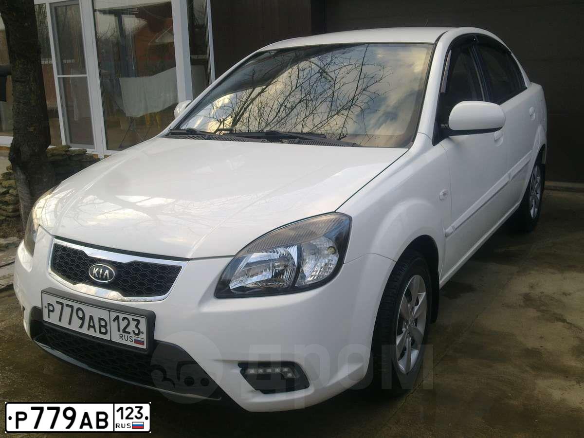Фото автомобиля KIA RIO, 2011 — госномер Р779АВ123