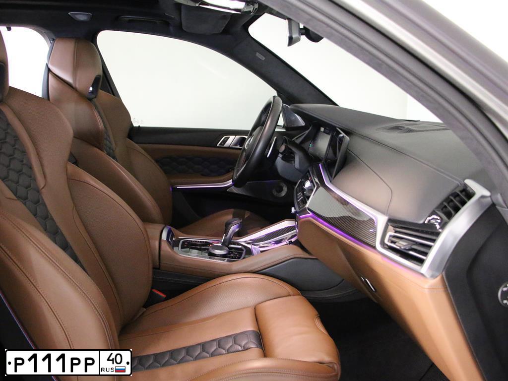 Фото автомобиля TOYOTA VENZA, 2014 — госномер Р111РР40. Цвет: Белый