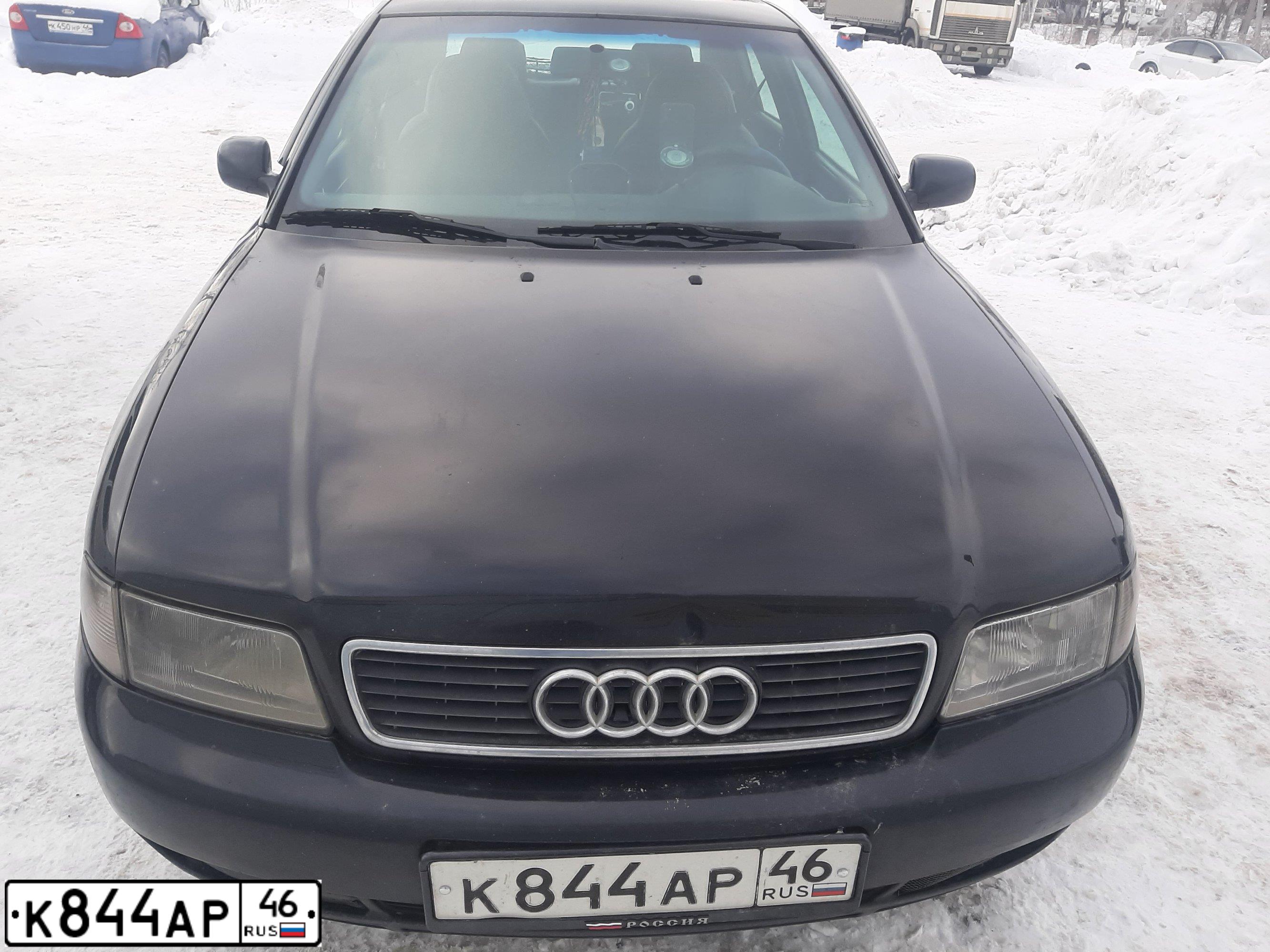 Фото автомобиля VOLKSWAGEN GOLF, 1992 — госномер О511ЕА77. Цвет: ФИОЛЕТОВЫЙ