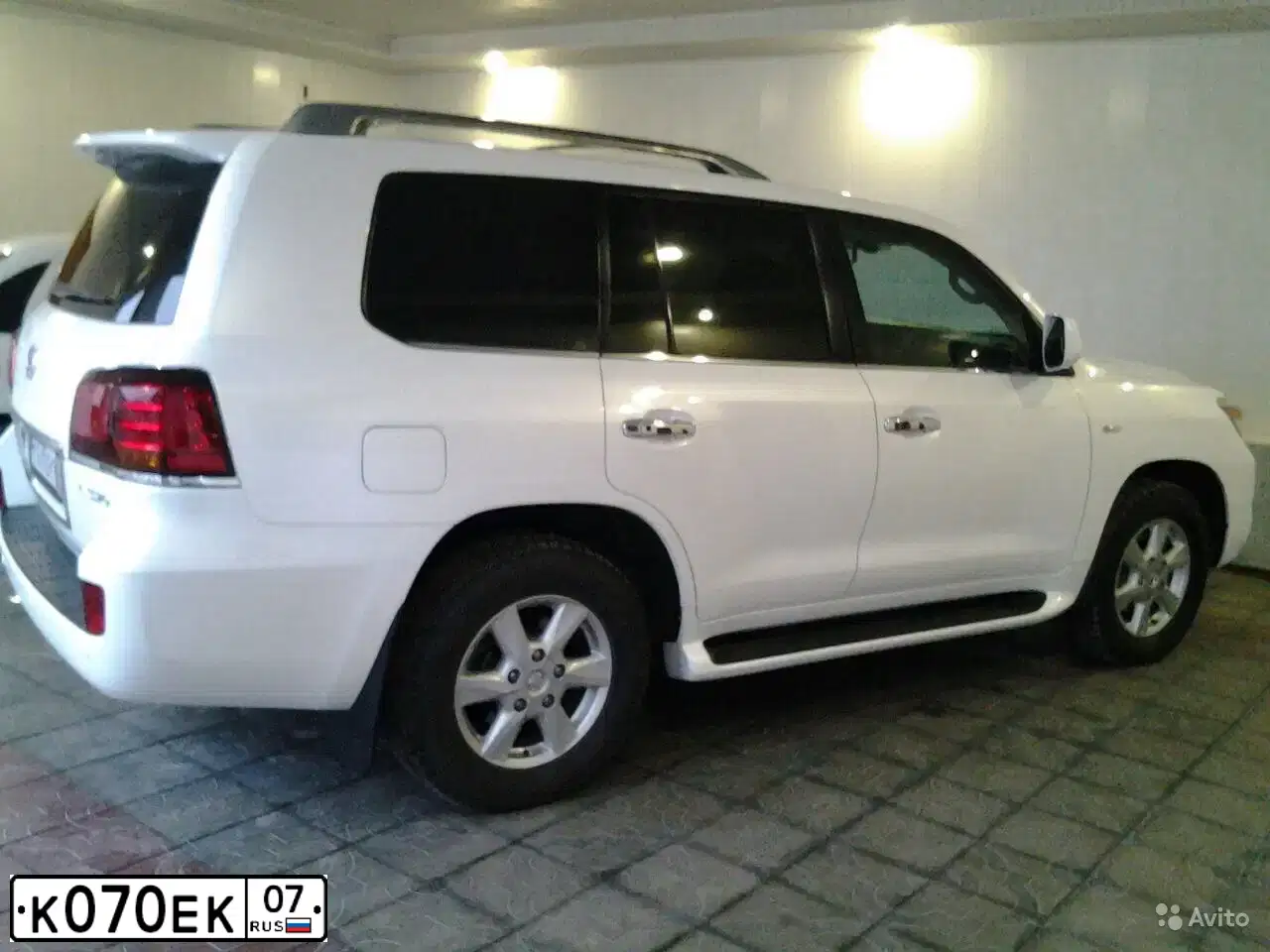 Фото автомобиля TOYOTA LANDCRUISER 200, 2008 — госномер К070ЕК07. Цвет: ЧЕРНЫЙ