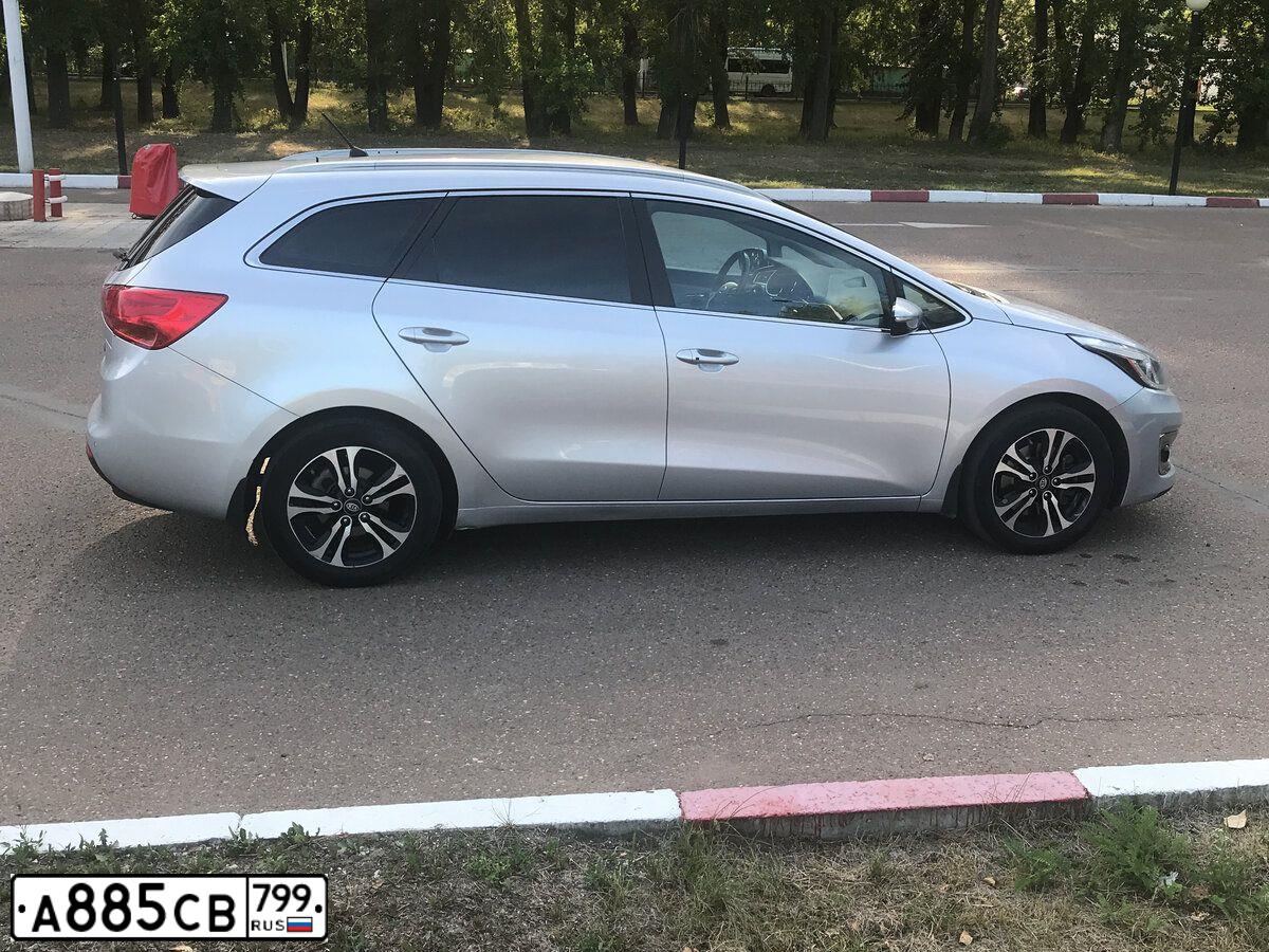 Фото автомобиля KIA CEE'D, 2015 — госномер А885СВ799. Цвет: СЕРЕБРИСТЫЙ