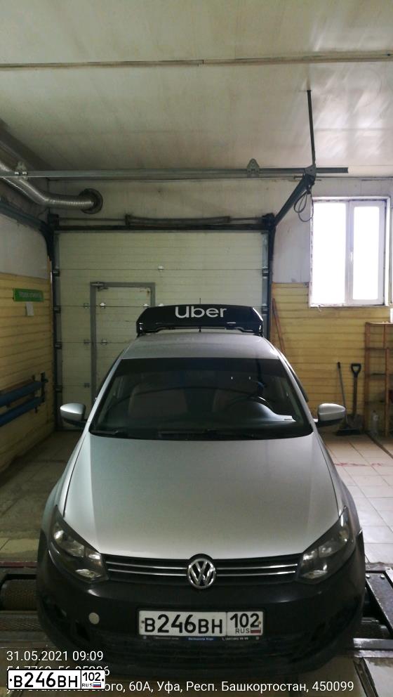 Фото автомобиля VOLKSWAGEN POLO, 2011 — госномер В246ВН102. Цвет: Серебристый