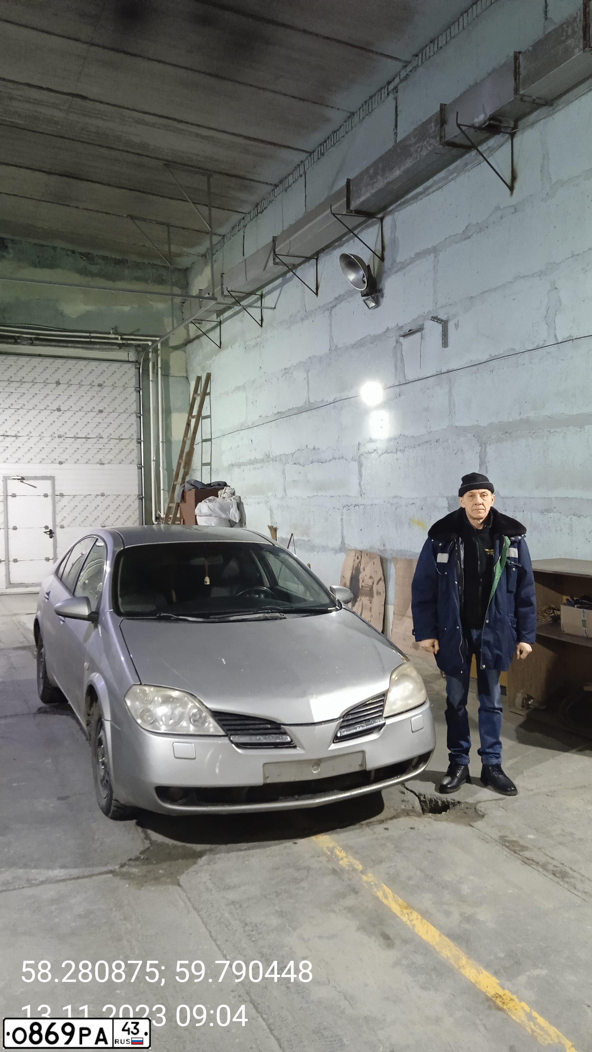 Фото автомобиля NISSAN PRIMERA 1.6 COMFORT, 2004 — госномер О882РС196. Цвет: СЕРЕБРИСТЫЙ