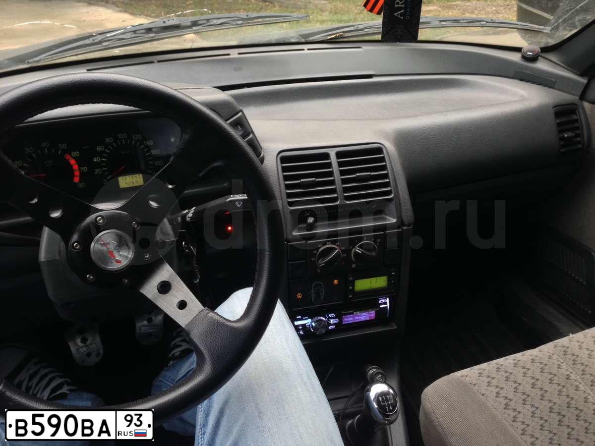 Фото автомобиля LADA 2112, 2005 — госномер Н560АР180. Цвет: БЕЖЕВЫЙ