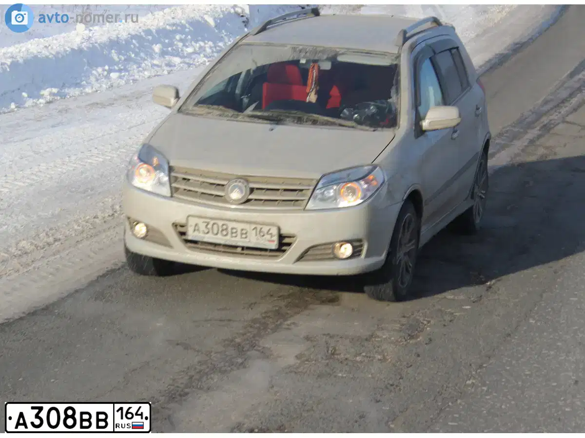 Фото автомобиля GEELY MK CROSS, 2014 — госномер А308ВВ164. Цвет: СЕРЕБРО