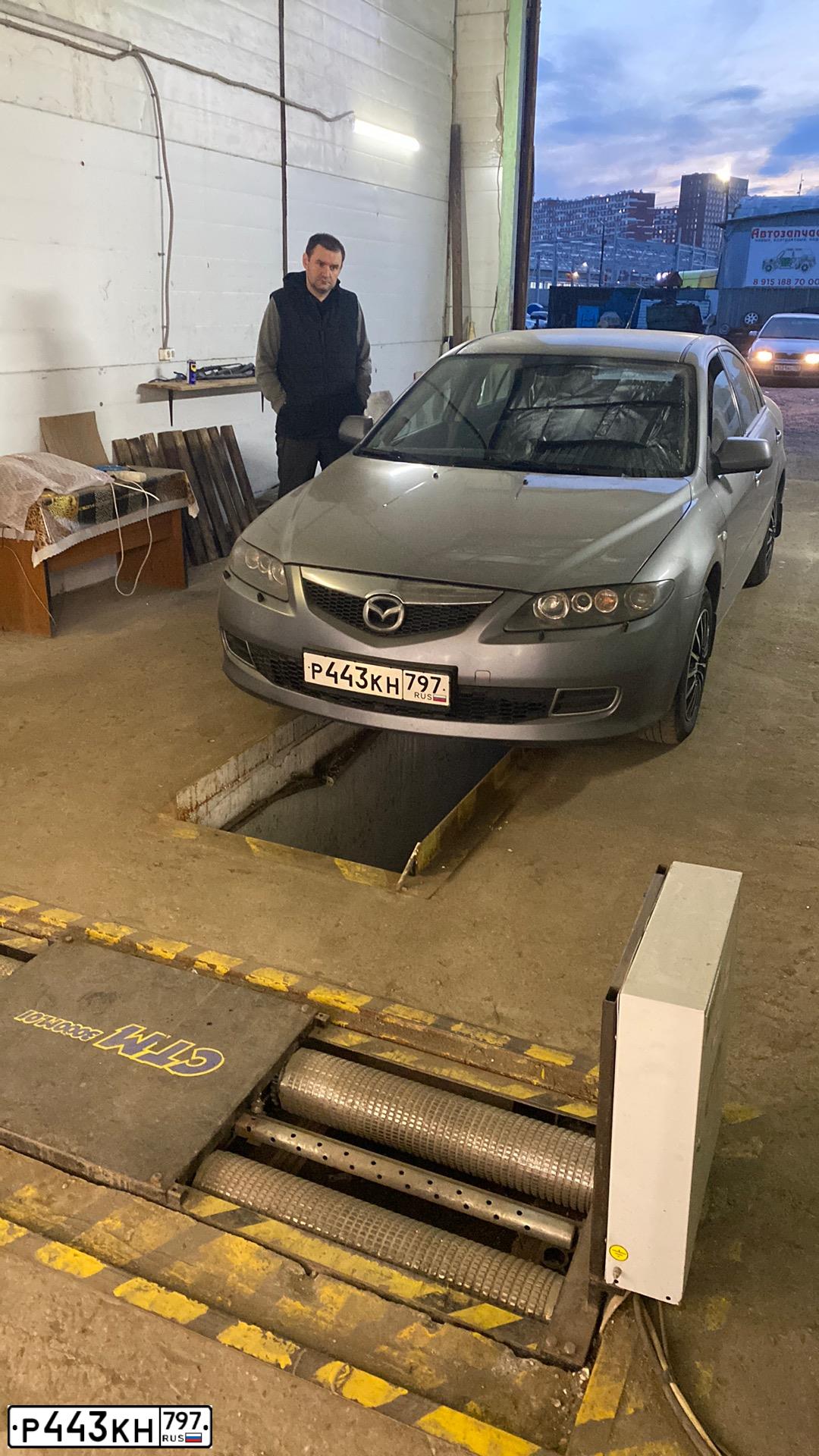Фото автомобиля MAZDA 6, 2007 — госномер М017СТ177. Цвет: СЕРЫЙ