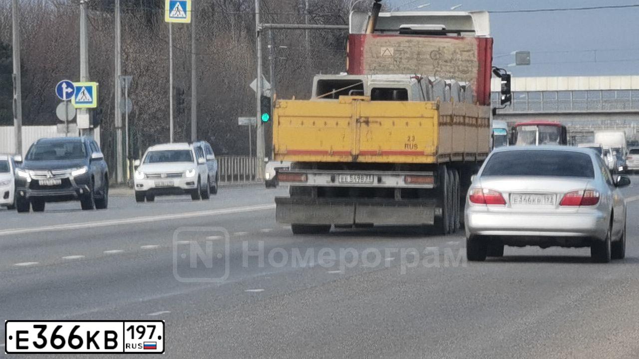 Фото автомобиля SKODA OCTAVIA, 2009 — госномер Е366ЕВ197. Цвет: ЧЕРНЫЙ