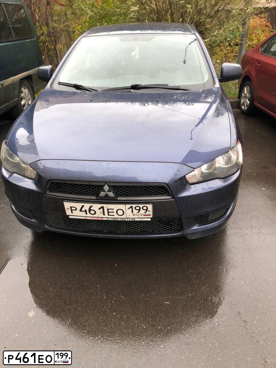 Фото автомобиля MITSUBISHI LANCER, 2008 — госномер О452ЕЕ977. Цвет: СИНИЙ
