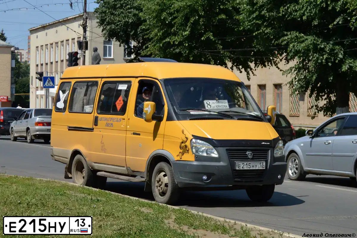 Фото автомобиля GAZ 3221 EL, 2008 — госномер Е215НУ13. Цвет: ЖЁЛТЫЙ