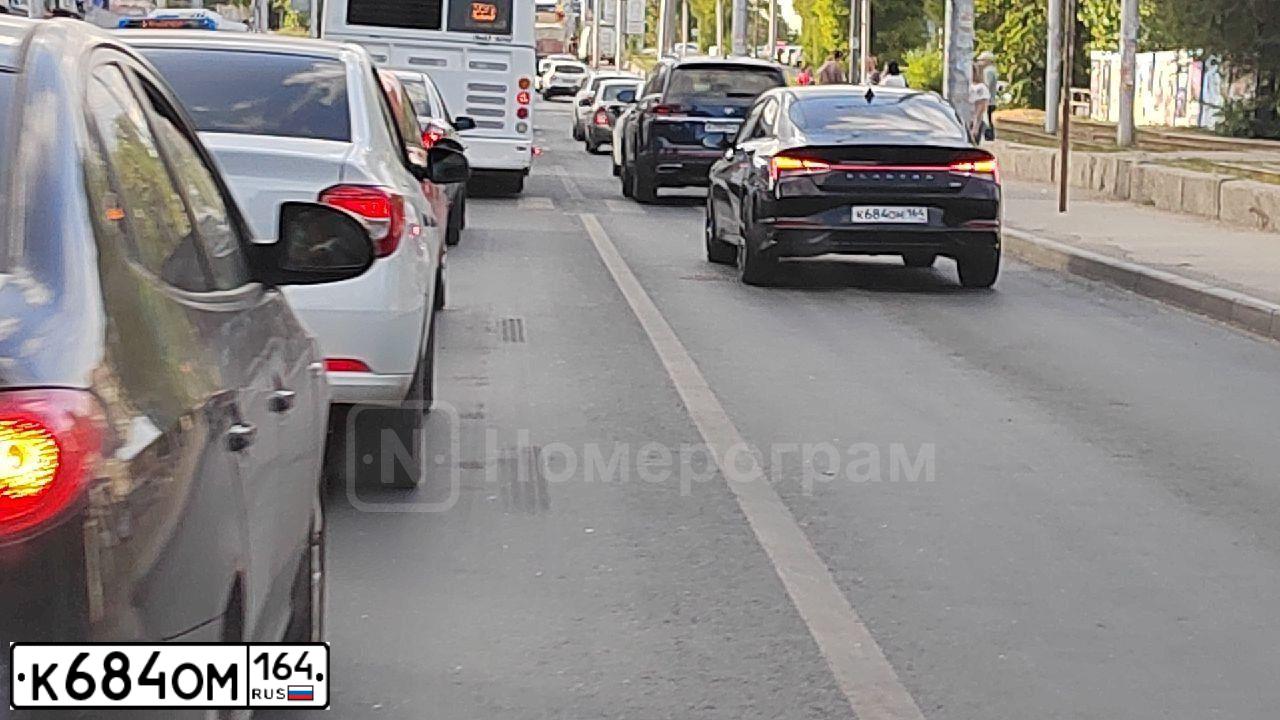 Фото автомобиля LADA VESTA, 2017 — госномер К684ОМ164. Цвет: Белый