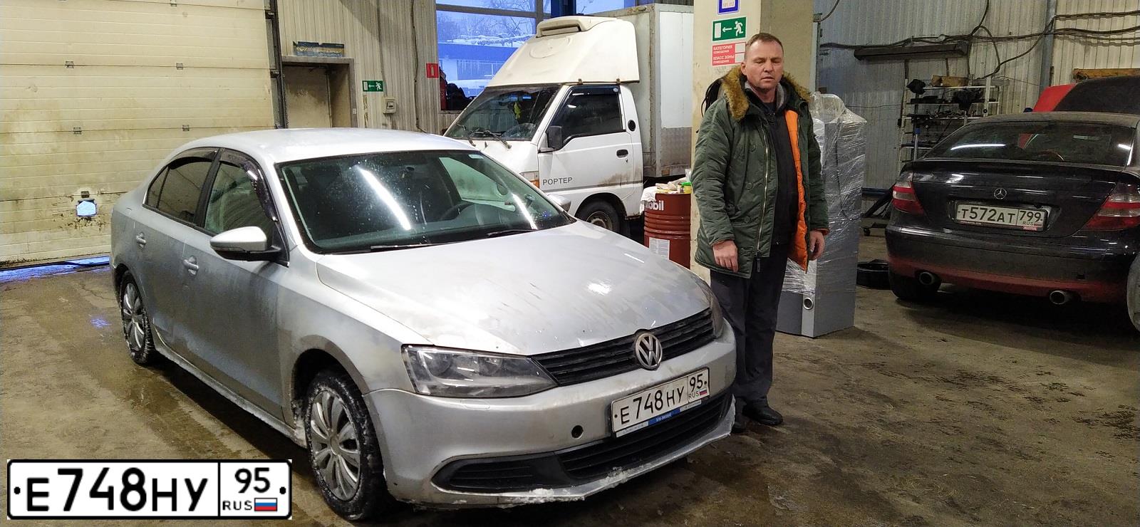 Фото автомобиля VOLKSWAGEN JETTA, 2014 — госномер Е748НУ95. Цвет: СЕРЕБРИСТЫЙ