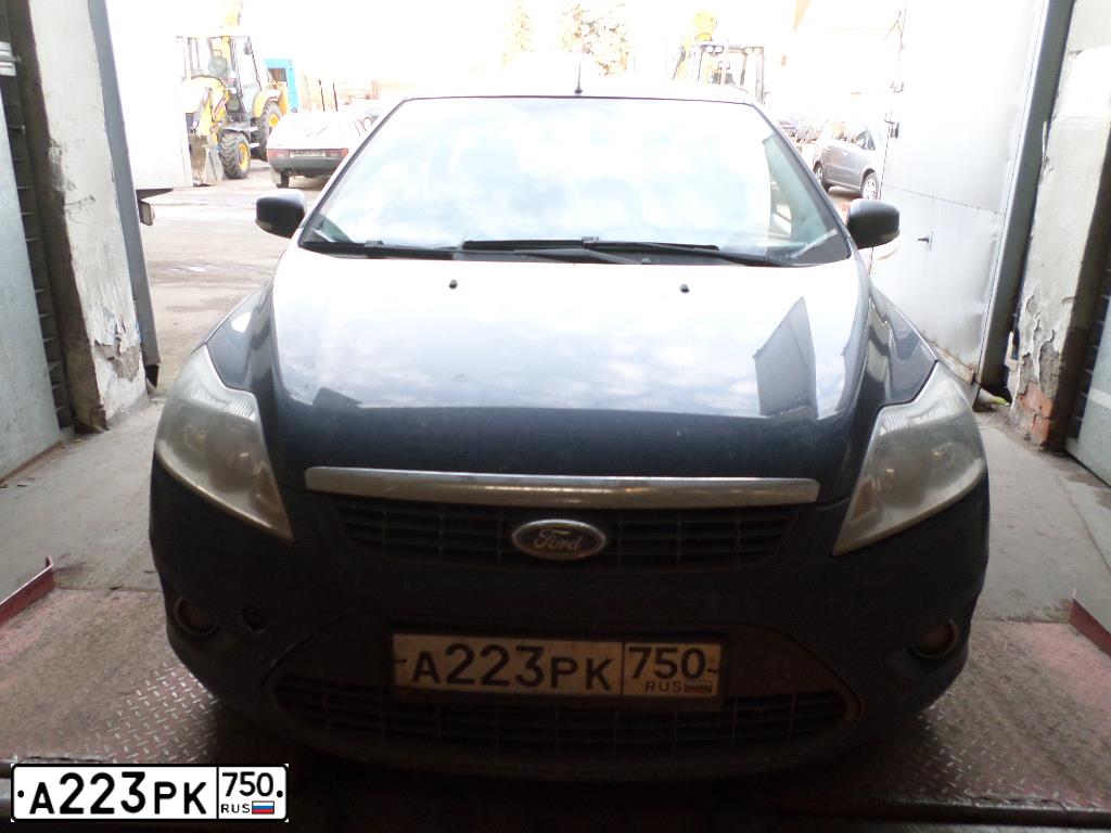 Фото автомобиля FORD FOCUS, 2011 — госномер А223РК750. Цвет: ТЕМНО-СИНИЙ