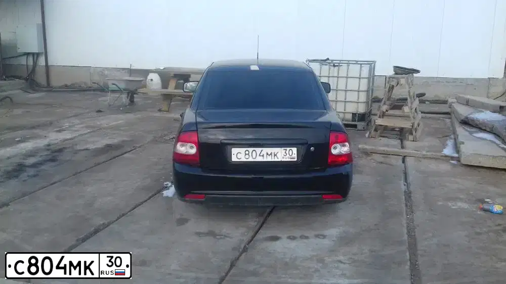 Фото автомобиля LADA 2170 PRIORA, 2012 — госномер К111ОХ36. Цвет: Сине-Черный