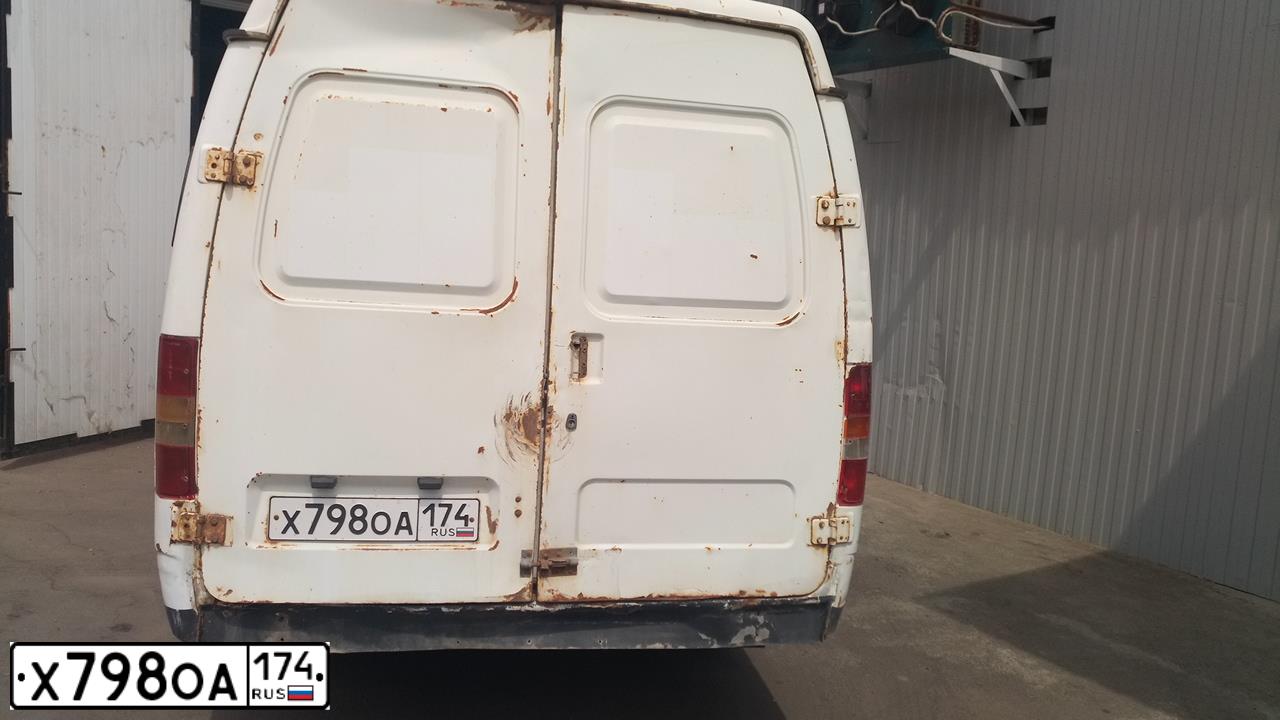 Фото автомобиля GAZ 2705 EL, 2002 — госномер Х798ОА174. Цвет: СНЕЖНО-БЕЛЫЙ