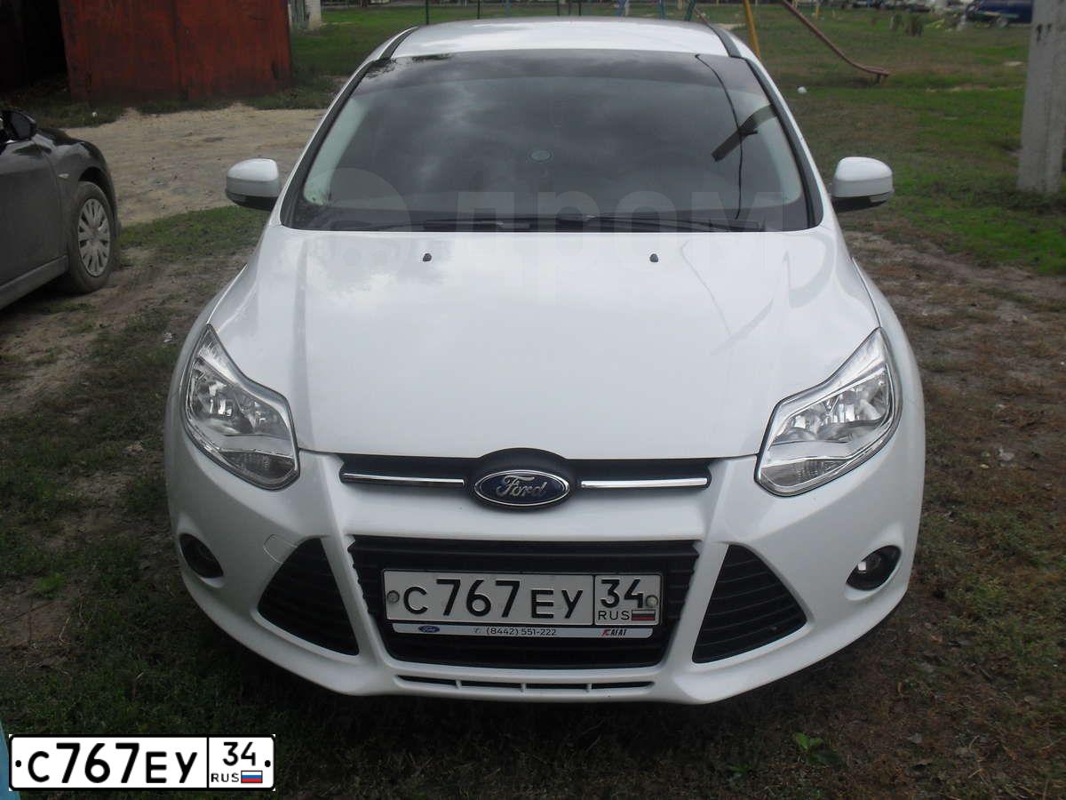 Фото автомобиля FORD FOCUS, 2011 — госномер С767ЕУ34. Цвет: Белый