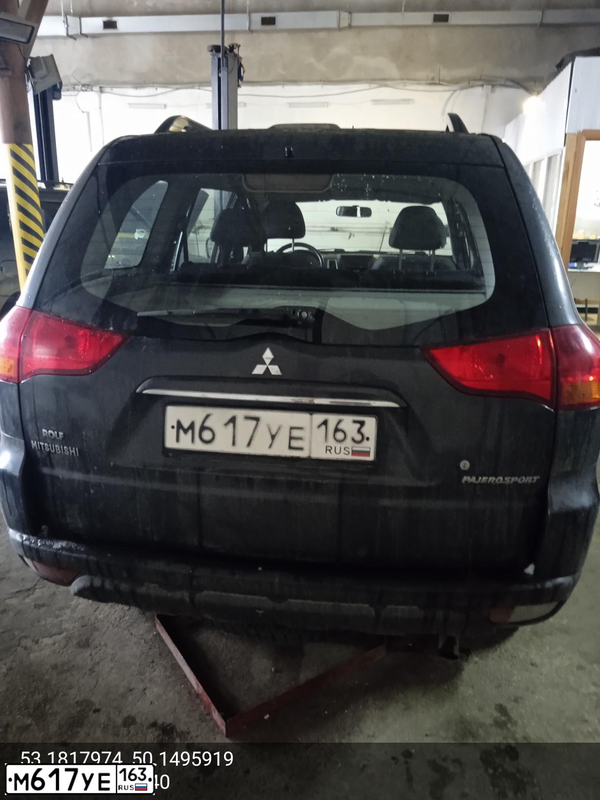 Фото автомобиля MITSUBISHI PAJERO SPORT, 2008 — госномер М617УЕ163. Цвет: СЕРЫЙ