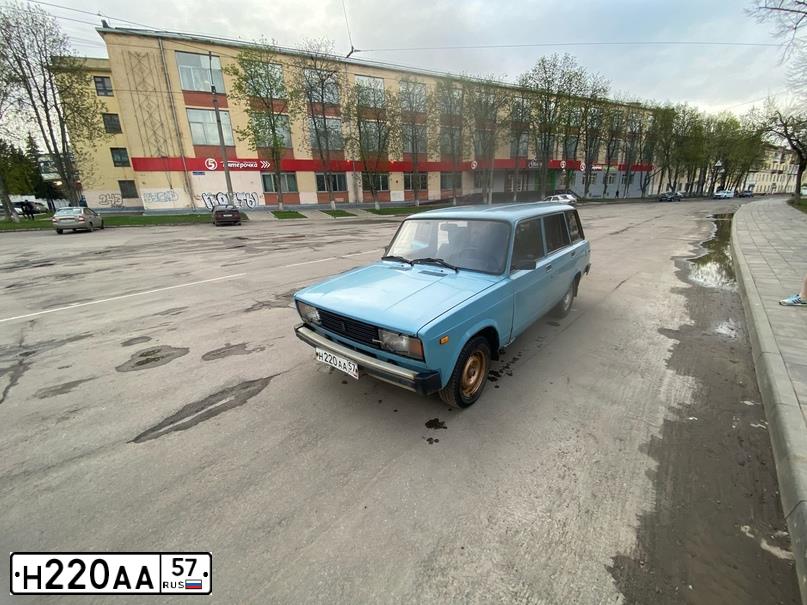 Фото автомобиля LADA 2104, 1995 — госномер С101МР57. Цвет: синий
