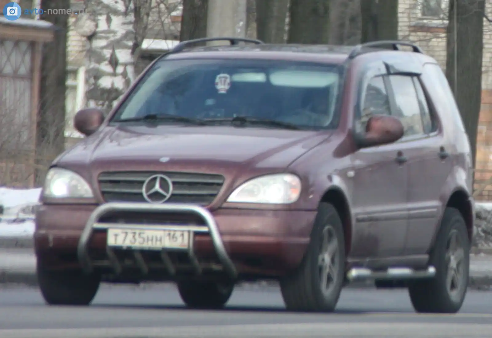 Фото автомобиля MERCEDES M-KLASSE, 1999 — госномер О540СО01. Цвет: БОРДОВЫЙ