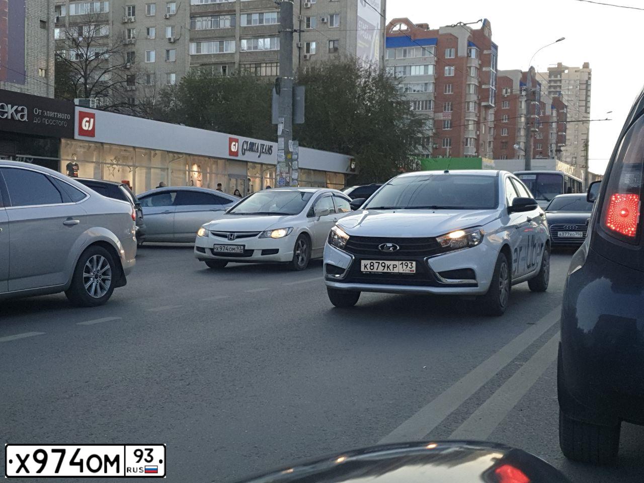 Фото автомобиля HONDA CIVIC, 2008 — госномер Х974ОМ93. Цвет: Белый