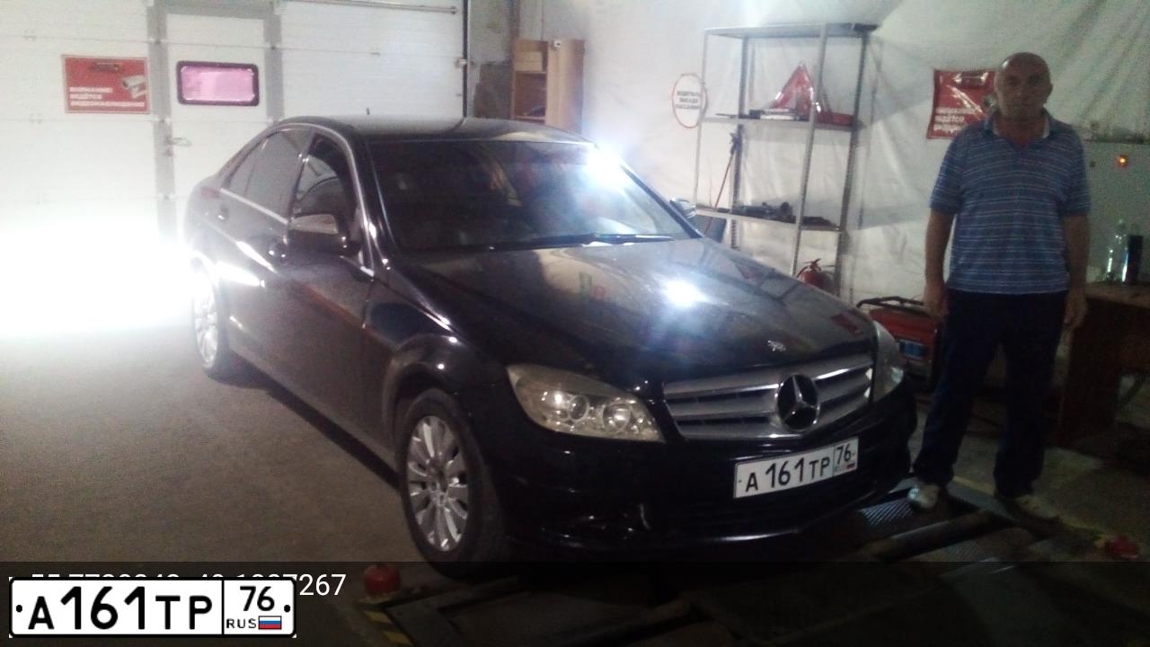 Фото автомобиля MERCEDES C-KLASSE, 2007 — госномер Р600АХ76. Цвет: ЧЕРНЫЙ
