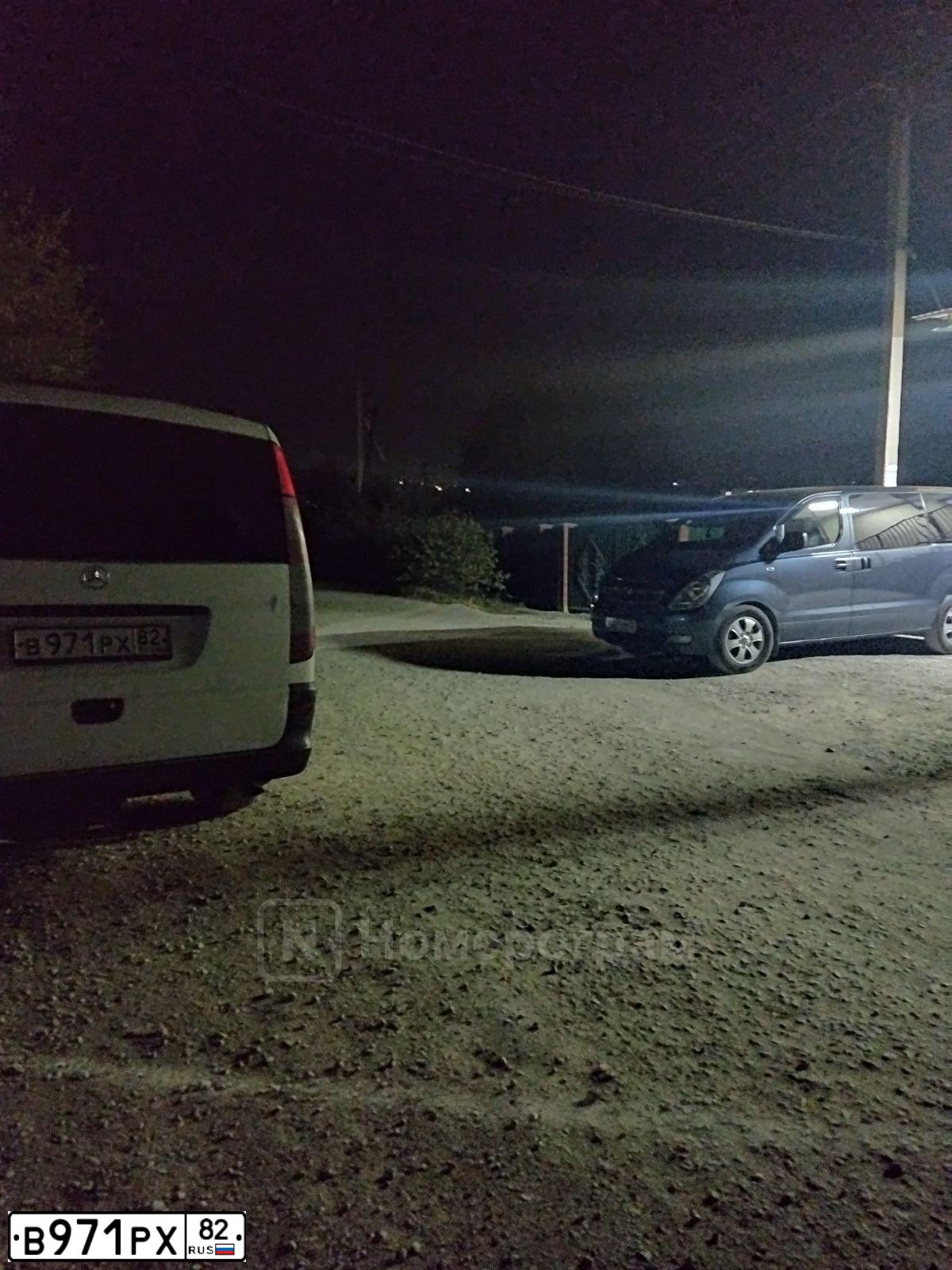 Фото автомобиля МЕRСЕDЕS-ВЕNZ VIТО 111СDI, 2003 — госномер В971РХ82. Цвет: БЕЛЫЙ