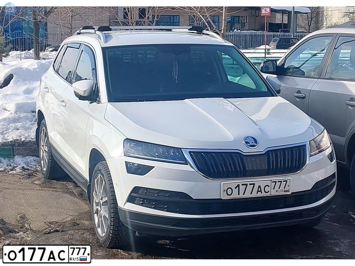 Фото автомобиля OPEL INSIGNIA, 2013 — госномер О177АС777. Цвет: Коричневый