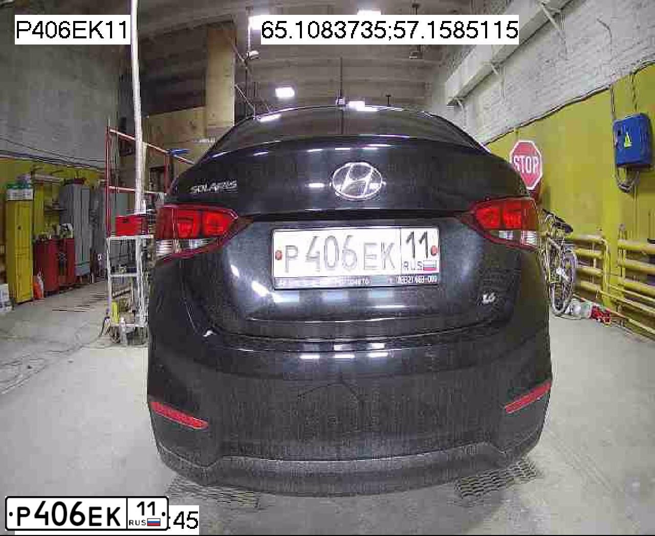 Фото автомобиля HYUNDAI SOLARIS, 2017 — госномер Р406ЕК11. Цвет: ЧЕРНЫЙ