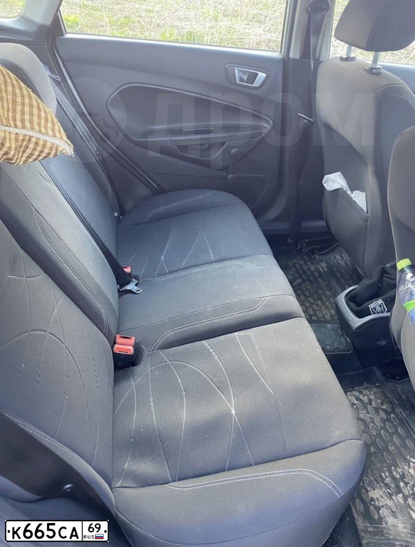 Фото автомобиля FORD FIESTA, 2016 — госномер В362РР790. Цвет: Серебристый