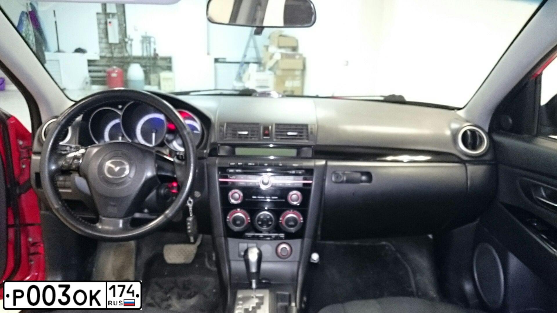 Фото автомобиля MAZDA 3, 2008 — госномер В401МЕ702. Цвет: Красный