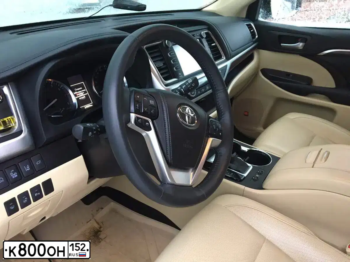 Фото автомобиля AUDI Q7, 2020 — госномер К800ОН152. Цвет: ЧЕРНЫЙ