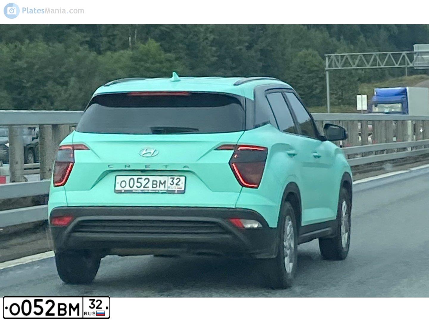 Фото автомобиля HYUNDAI CRETA, 2021 — госномер О052МВ32. Цвет: БИРЮЗОВЫЙ